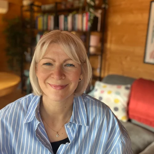 IMG_3407 Friendly headshot of of Marsha in her cosy cabin